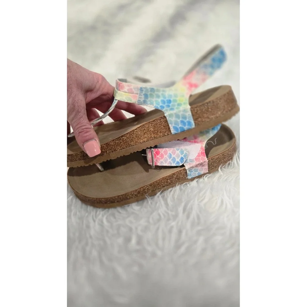 Sugar Kids Artic Roll Rainbow Mermaid Scale‎ Braid T-Strap Sandals Size 2M